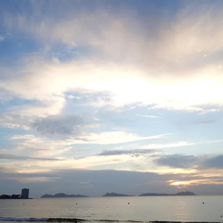 Apartamento ático En La Playa De Samil Vigo